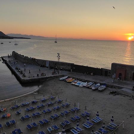 Casa Vacanze Tramonto Alla Marina Cefalù Exteriér fotografie