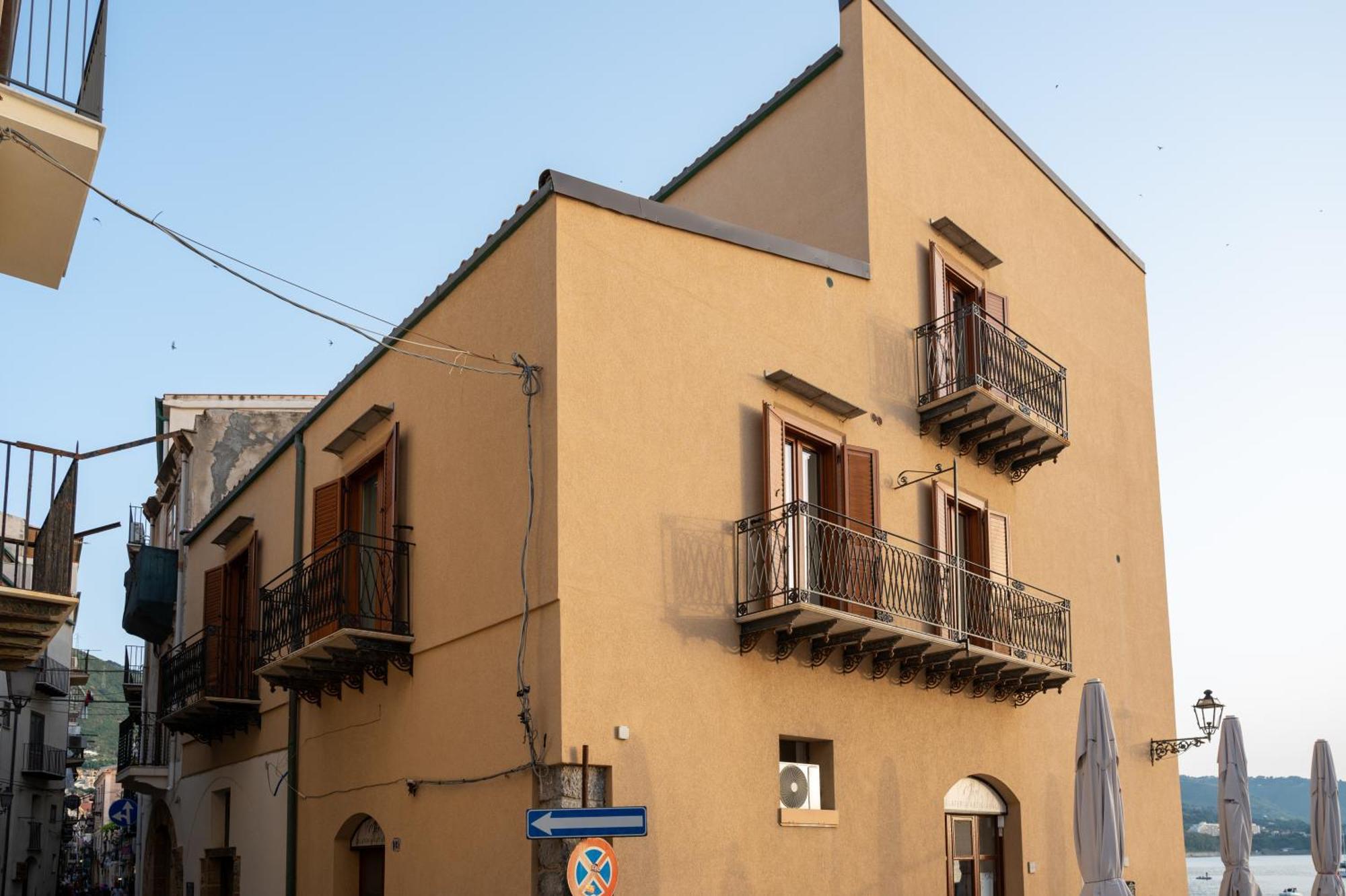 Casa Vacanze Tramonto Alla Marina Cefalù Exteriér fotografie
