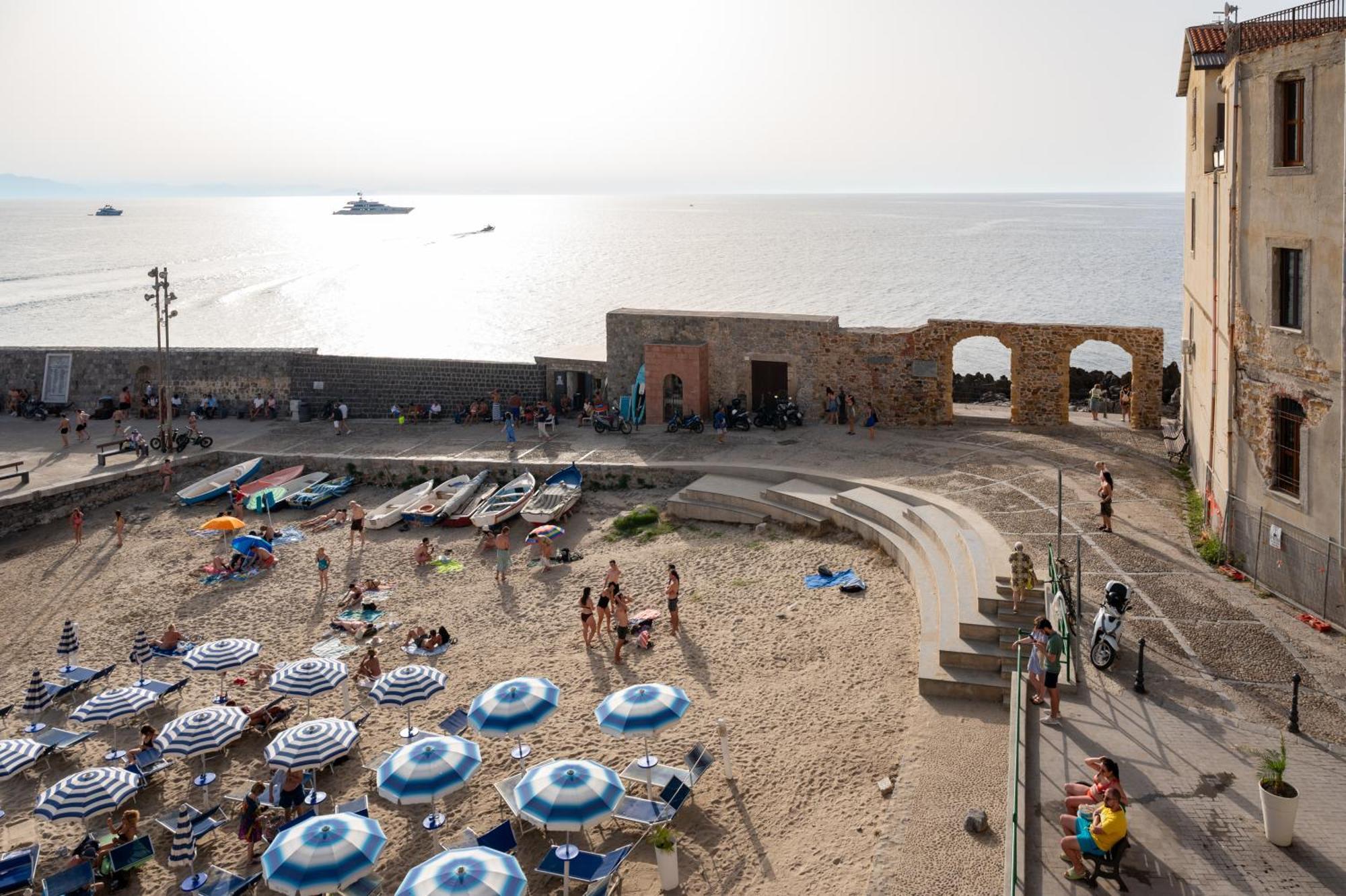 Casa Vacanze Tramonto Alla Marina Cefalù Exteriér fotografie
