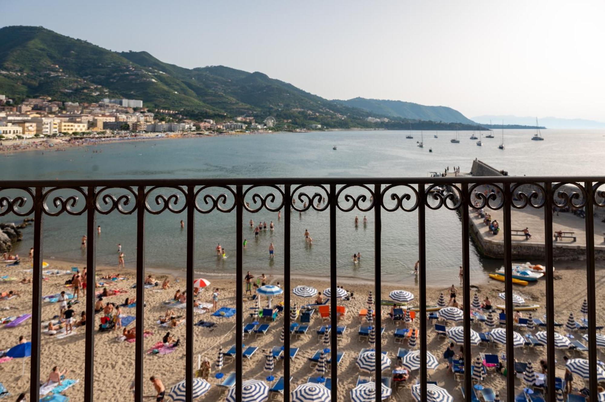 Casa Vacanze Tramonto Alla Marina Cefalù Exteriér fotografie